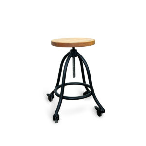 Hoker Pieno <br> <i><small>Gdzie Surowy Loft Spotyka Mistrzowskie Rzemiosło</small></i>