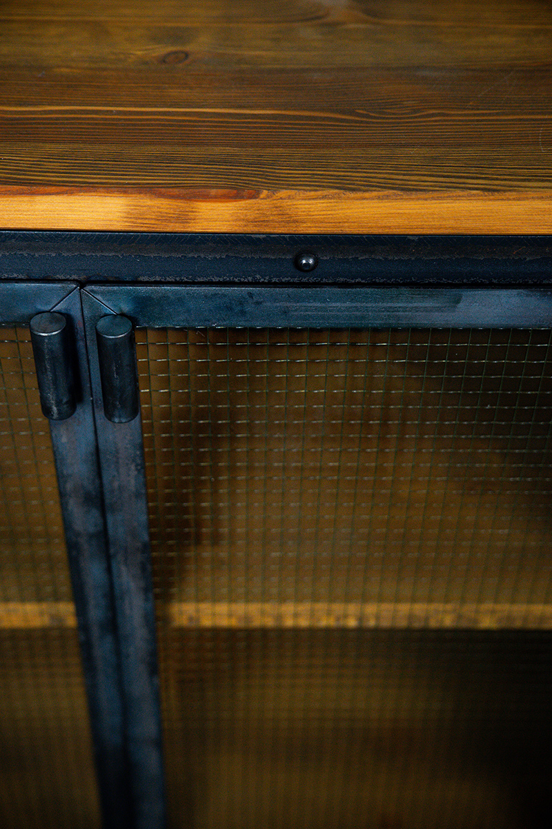 Komoda FILO II <br> <i><small>Dwudrzwiowa Symetria Mocy</small></i> - obrazek 3