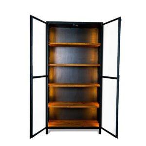 Szafa VETRO <br> <i><small>Industrialna Monumentalność. Transparentny Luksus</small></i>